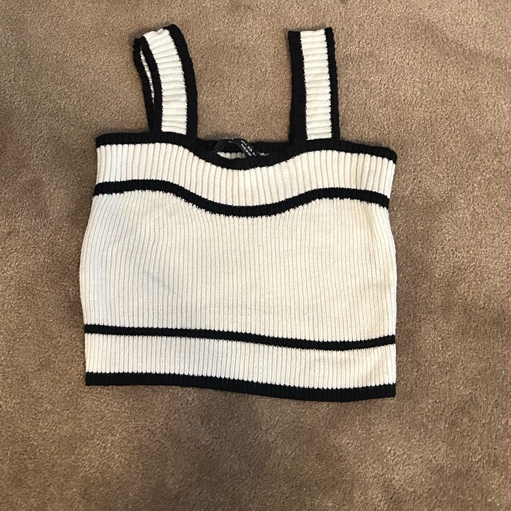 Black and White Crop Top